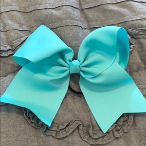 Blue cheer bow